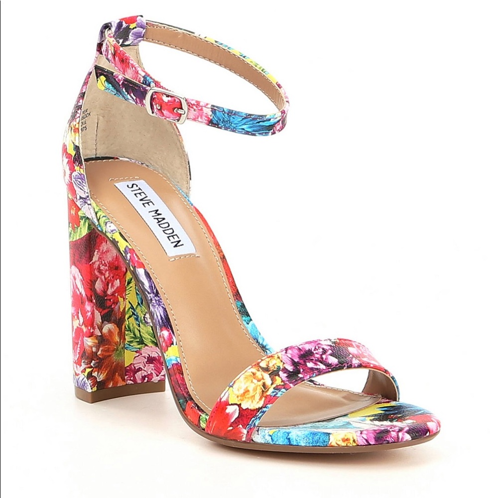 Steve Madden is size 7 heels . Carrson heels .Nwt